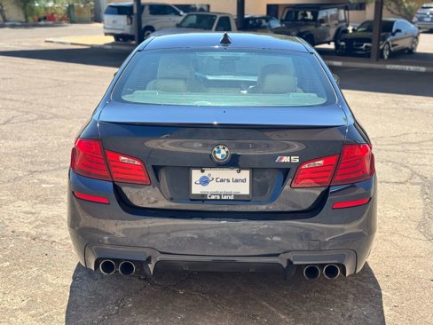 Used 2013 BMW M5 image 3