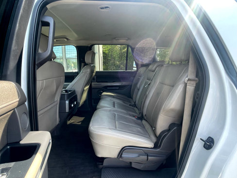 Used 2018 Ford Expedition Max XLT w/ Equipment Group 202A image 11