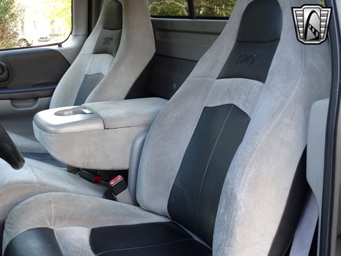 Used 2003 Ford F150 Lightning image 23