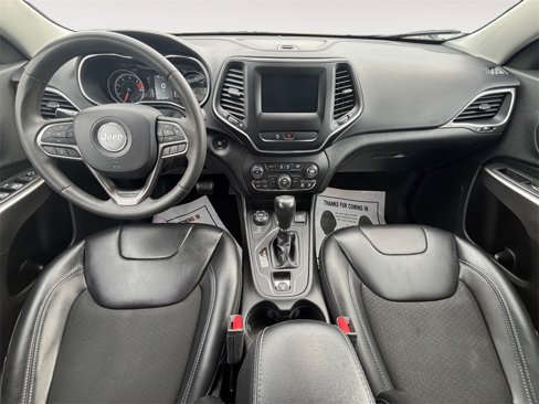 Used 2020 Jeep Cherokee Latitude Plus image 10