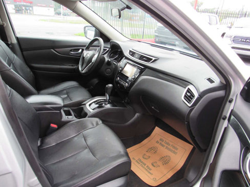 Used 2016 Nissan Rogue SL w/ SL Premium Package image 8