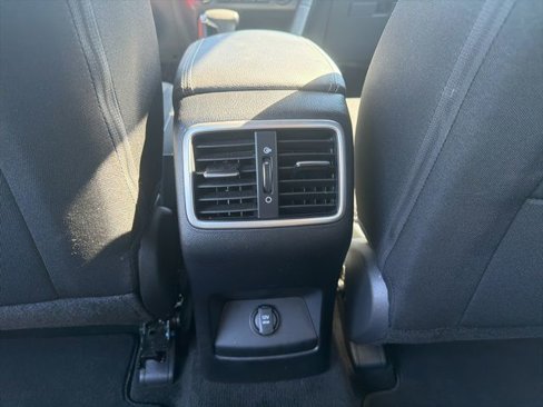 Used 2019 Kia Sportage LX image 17