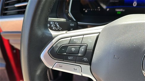 Used 2023 Volkswagen Jetta SE image 14