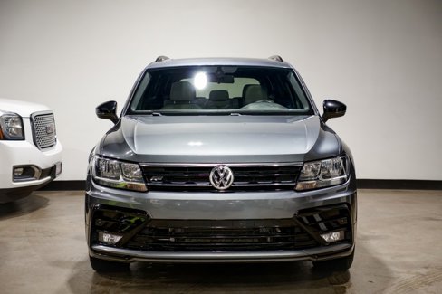 Used 2020 Volkswagen Tiguan SE R-Line image 3