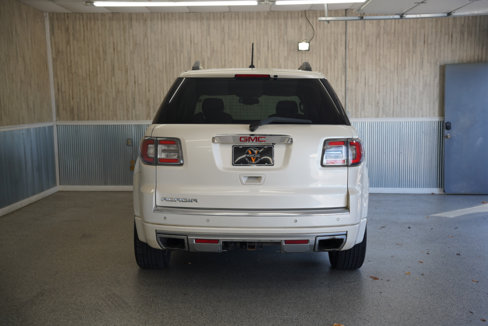 Used 2013 GMC Acadia Denali image 8