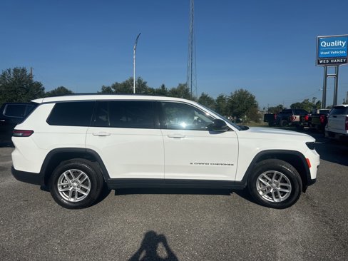 Used 2023 Jeep Grand Cherokee L Laredo image 4