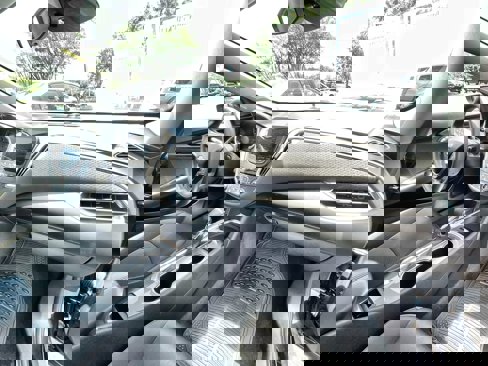 Used 2021 Chevrolet Malibu LT image 28