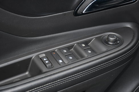Used 2019 Buick Encore Preferred image 11