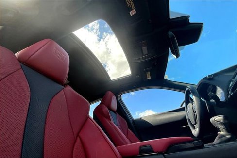 Used 2019 Lexus UX 200 image 22