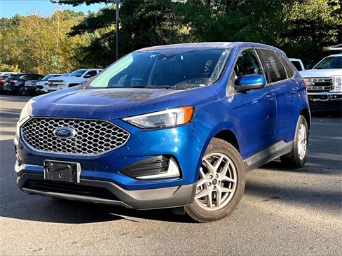 Used 2023 Ford Edge SEL image 3