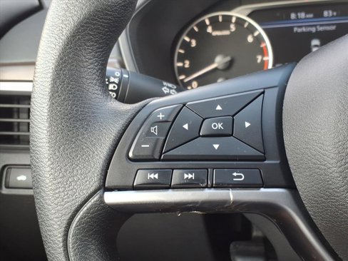 Used 2024 Nissan Altima 2.5 SV image 25