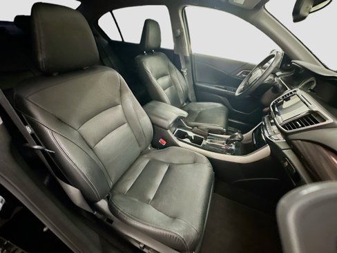 Used 2017 Honda Accord EX-L image 33