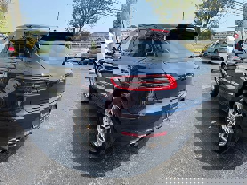 Used 2017 Porsche Macan S image 4