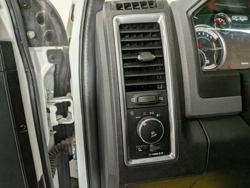 Used 2018 RAM 1500 Big Horn image 19