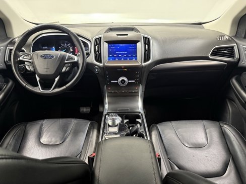 Used 2020 Ford Edge Titanium image 14