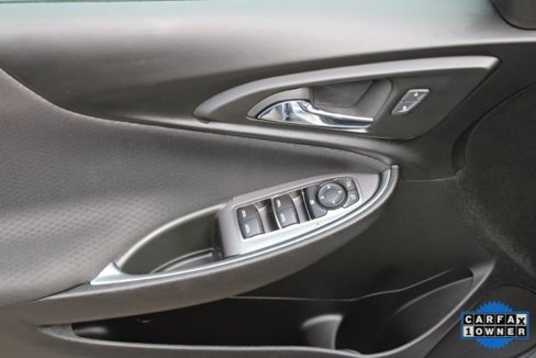 Used 2022 Chevrolet Malibu LT image 9
