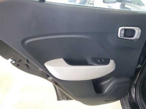 Certified 2022 Hyundai Venue SEL image 8