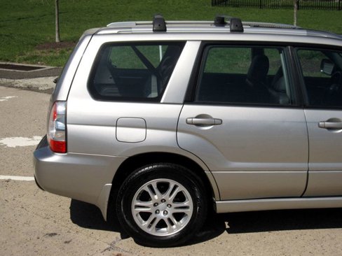 Used 2006 Subaru Forester 2.5XT Limited image 11