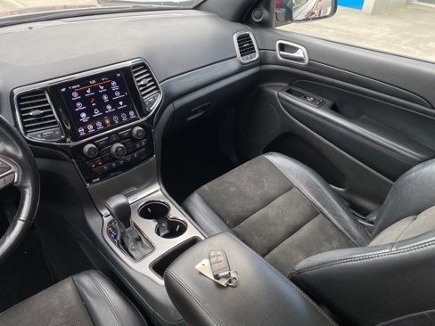 Used 2020 Jeep Grand Cherokee Altitude image 17