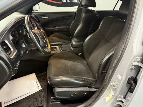 Used 2022 Dodge Charger R/T w/ Plus Group image 9