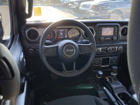 Used 2018 Jeep Wrangler Unlimited Sport image 20
