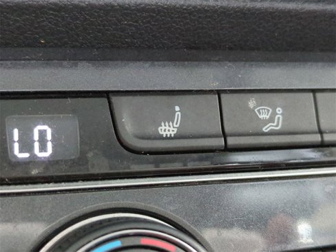 Used 2019 Volkswagen Tiguan SE w/ Panoramic Sunroof Package image 24