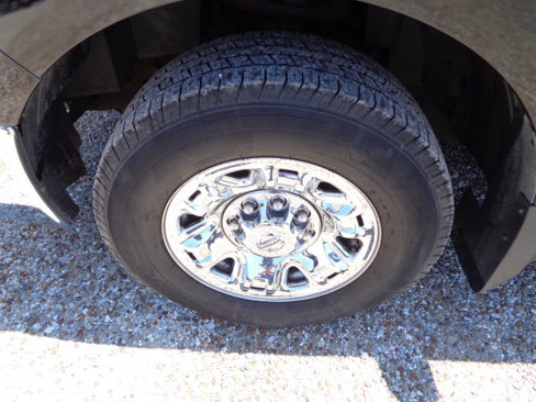 Used 2019 Nissan NV 3500 SL image 10