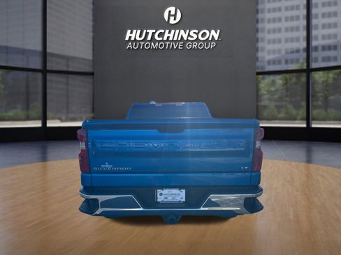 Used 2022 Chevrolet Silverado 1500 LT image 4