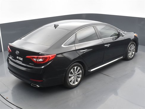 Used 2016 Hyundai Sonata Sport w/ Option Group 02 image 15
