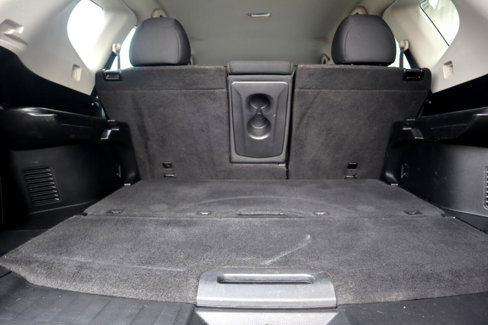 Used 2018 Nissan Rogue S image 48