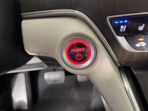 Certified 2018 Honda Accord Touring image 33