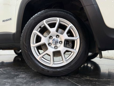 Used 2020 Jeep Renegade Sport w/ Sport Appearance Group image 9