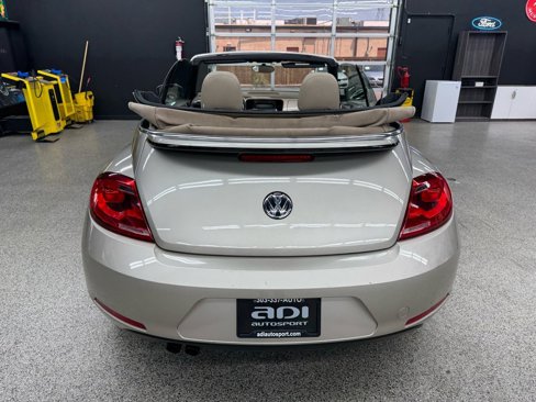 Used 2013 Volkswagen Beetle 2.5 image 10