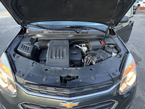 Used 2017 Chevrolet Equinox LS image 24