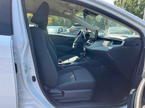Used 2023 Toyota Corolla LE image 15