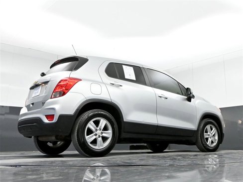 Used 2020 Chevrolet Trax LS w/ Tint and Cruise Package image 33