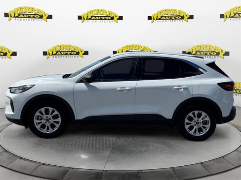 Certified 2023 Ford Escape Active image 2