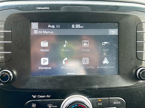 Used 2018 Kia Soul + image 14