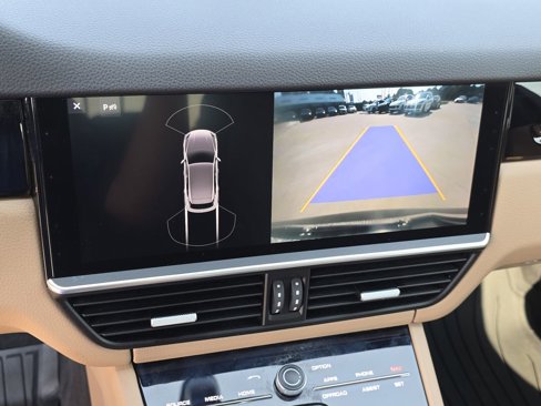 Used 2019 Porsche Cayenne image 18