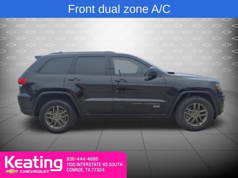 Used 2017 Jeep Grand Cherokee Laredo 75th Anniversary image 4