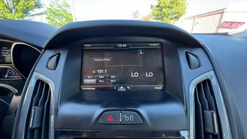 Used 2012 Ford Focus Titanium image 37