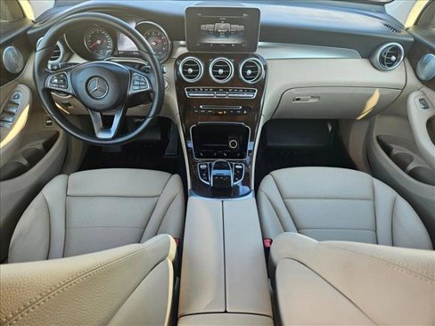 Used 2017 Mercedes-Benz GLC 300 4MATIC image 19