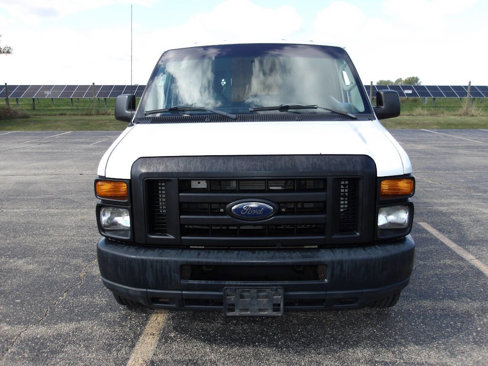 Used 2010 Ford E-250 and Econoline 250 image 3