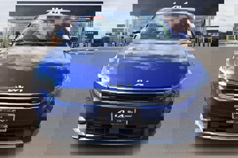 New 2025 Kia K4 EX image 8