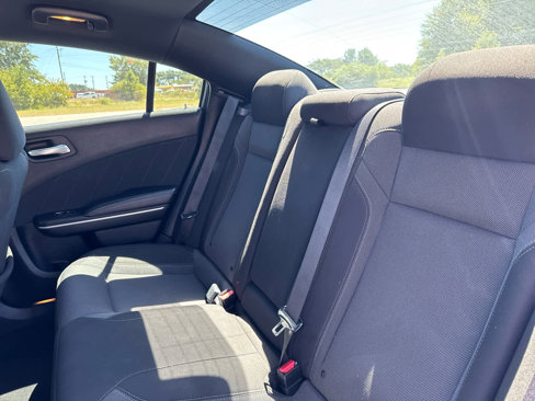 Used 2022 Dodge Charger SXT image 15