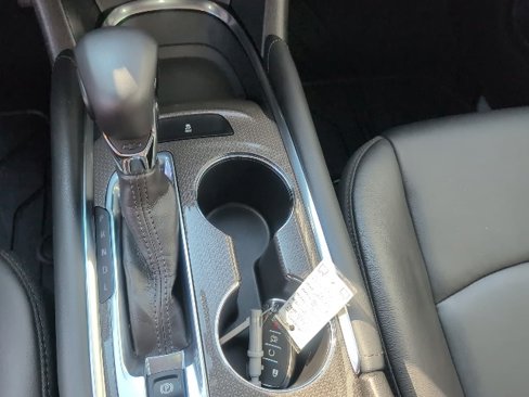 Used 2022 Chevrolet Malibu LT w/ Leather Package image 26
