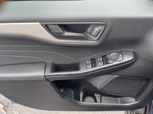 Used 2022 Ford Escape SE w/ Convenience Package image 19