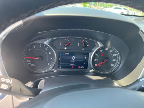 Used 2024 Chevrolet Equinox LT image 9
