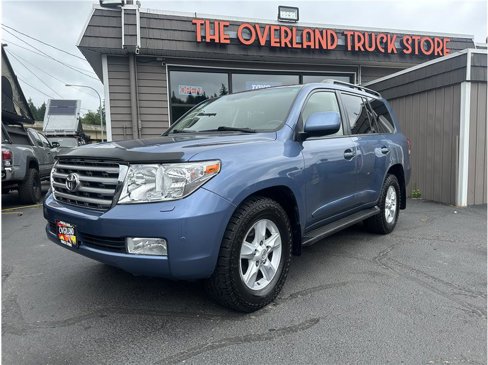 Used 2011 Toyota Land Cruiser w/ Upgrade Pkg image 2