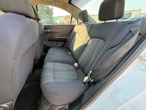Used 2014 Chevrolet Sonic LT image 12